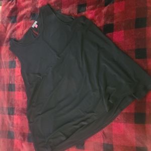 Vince Camuto high/low black sleeveless